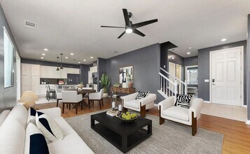 1910 Holt Rinehart Ave in Bakersfield, CA - Building Photo - Building Photo