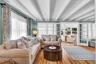 7 Whitecap Rd in East Lyme, CT - Building Photo - Building Photo