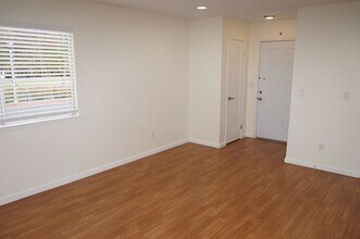 547 Tawny Dr in Pleasanton, CA - Building Photo - Building Photo