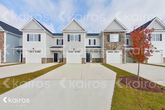 3712 Oak Leaf Wy in Greenville, NC - Building Photo