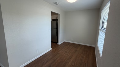 3574 Montante Blvd in Palm Springs, FL - Building Photo - Building Photo