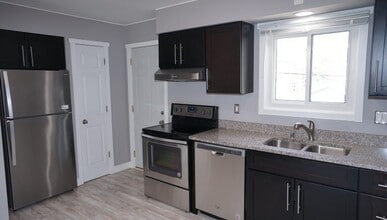 2838 Coolidge St, Unit C in Madison, WI - Building Photo - Building Photo