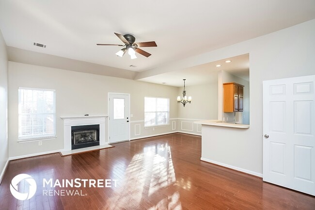 4813 Peninsula Pointe Dr in Nashville, TN - Building Photo - Building Photo