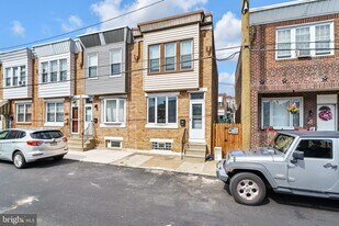 3358 Livingston St in Philadelphia, PA - Building Photo