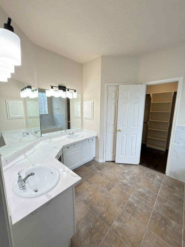 property at 9531 Summer Run