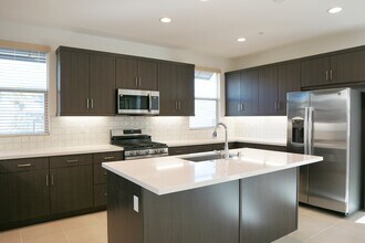 74371 Nichols Dr in Palm Desert, CA - Building Photo - Building Photo