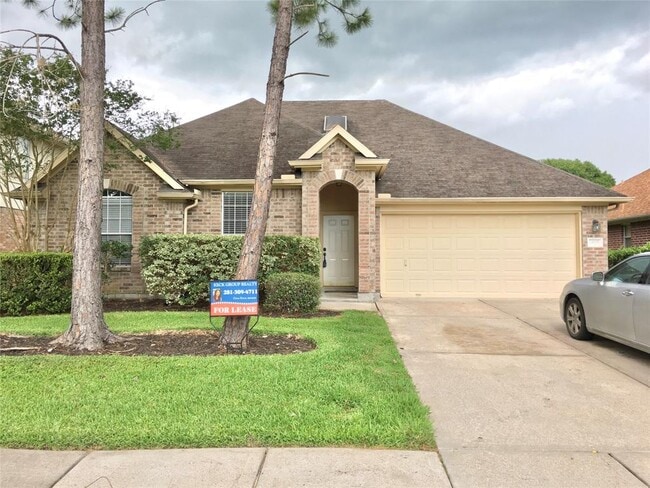 property at 4935 Linden Pl