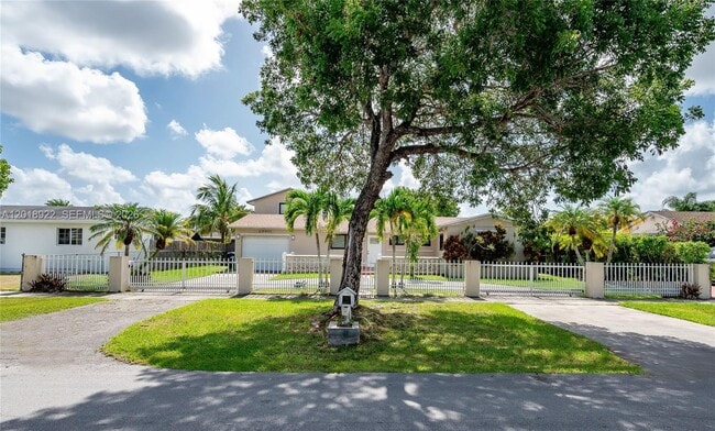 property at 29901 SW 147th Ave