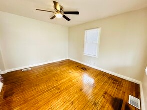 1147 Lincoln Ave in Louisville, KY - Foto de edificio - Building Photo