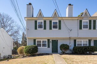 1108 Cousins Rd in Woodstock, GA - Building Photo