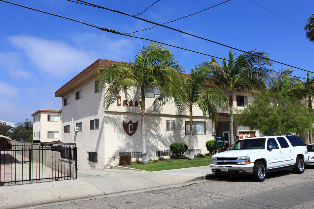 The Crest in Hawthorne, CA - Building Photo