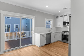 51 Miller St in Highlands, NJ - Building Photo - Building Photo