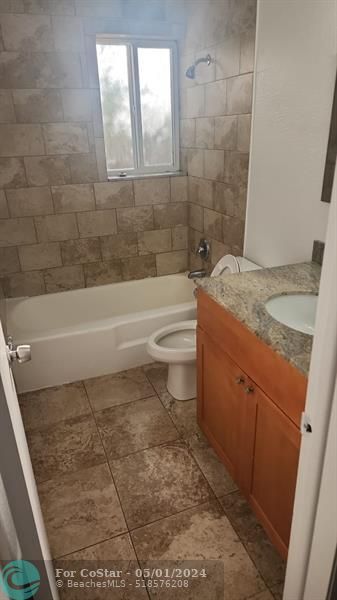 5250 SW 90th Way, Unit 2 in Cooper City, FL - Building Photo