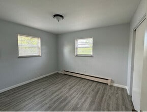 2301 W Lawrence Ave in Springfield, IL - Building Photo - Building Photo