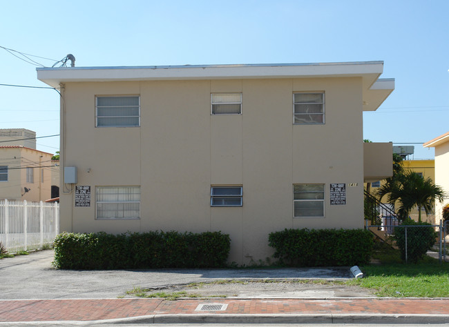 1418 SW 7th St in Miami, FL - Building Photo - Building Photo