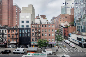 202 E 13th St, Unit FL4-ID1221 in New York, NY - Foto de edificio - Building Photo