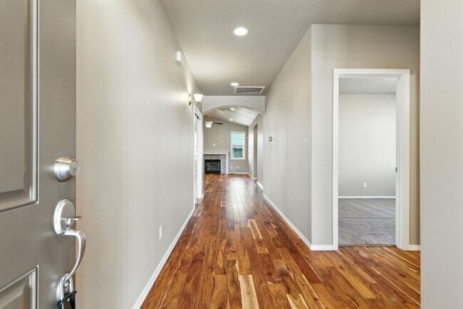7029 S Woodhaven Dr in Spokane, WA - Building Photo - Building Photo