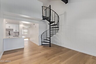 4901 S Calle Los Cerros Dr in Tempe, AZ - Building Photo - Building Photo