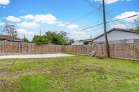 8020 Bendell Dr photo'