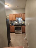 7318 S Emerald Ave, Unit 7318 Unit 2 in Chicago, IL - Building Photo