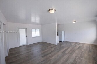 7271 Gary Ave in Miami Beach, FL - Building Photo - Building Photo