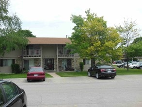 Maplecrest Apartments in Appleton, WI - Foto de edificio - Building Photo