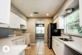 2902 Forest Cir in Seffner, FL - Building Photo - Building Photo