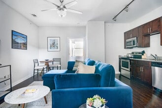1016 18th Ave S in Nashville, TN - Building Photo - Building Photo