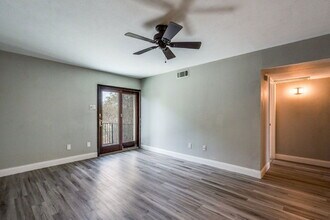 529 W Lookout Dr in Richardson, TX - Building Photo - Building Photo