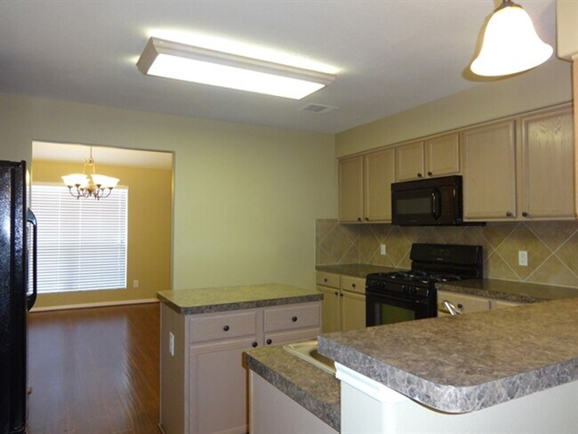 16727 Foursquare Dr in Conroe, TX - Building Photo - Building Photo