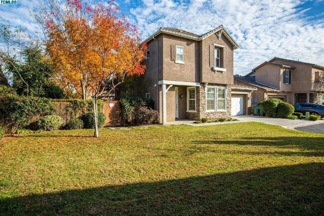 1620 N Oliveto Ct in Visalia, CA - Building Photo - Building Photo