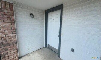 204 W Truman Ave in Copperas Cove, TX - Building Photo