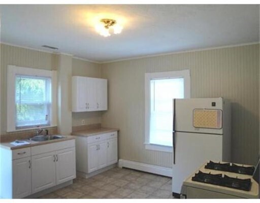 107 Pond St-Unit -2 in Waltham, MA - Building Photo - Building Photo