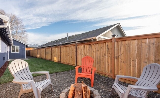 945 1st Ave N in Kent, WA - Building Photo - Building Photo