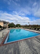 14353 Fredricksburg Dr, Unit 915 in Orlando, FL - Foto de edificio - Building Photo