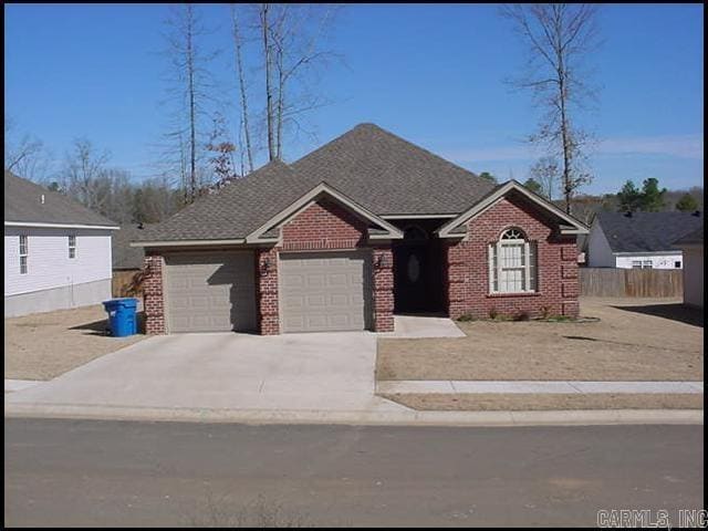 110 Sahalee Cove in Benton, AR - Building Photo