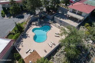 3467 Skyline Blvd in Reno, NV - Building Photo - Building Photo
