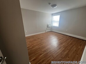 3 Bronsdon St in Boston, MA - Building Photo - Building Photo