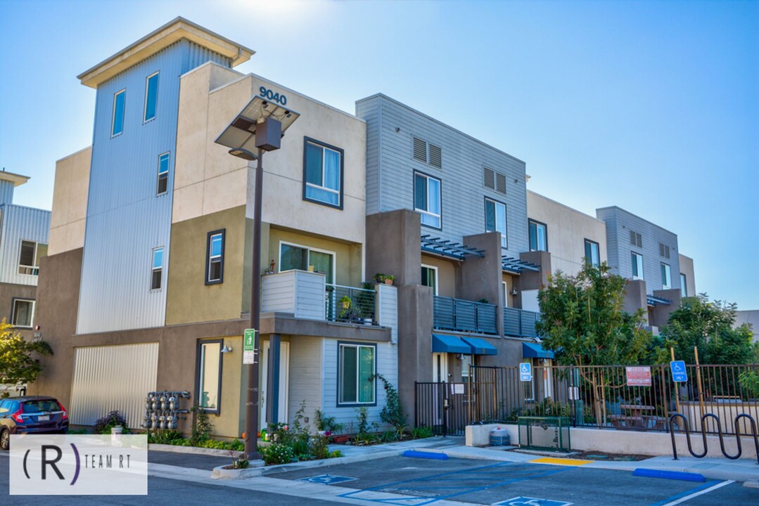 9040 Garvey Ave in Rosemead, CA - Building Photo