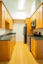 2491 Creekside Ct in Hayward, CA - Foto de edificio - Building Photo