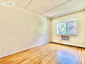 321 E 119th St in New York, NY - Building Photo - Building Photo