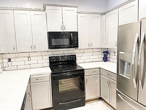 5347 Creekview Way in Morrow, GA - Building Photo - Building Photo