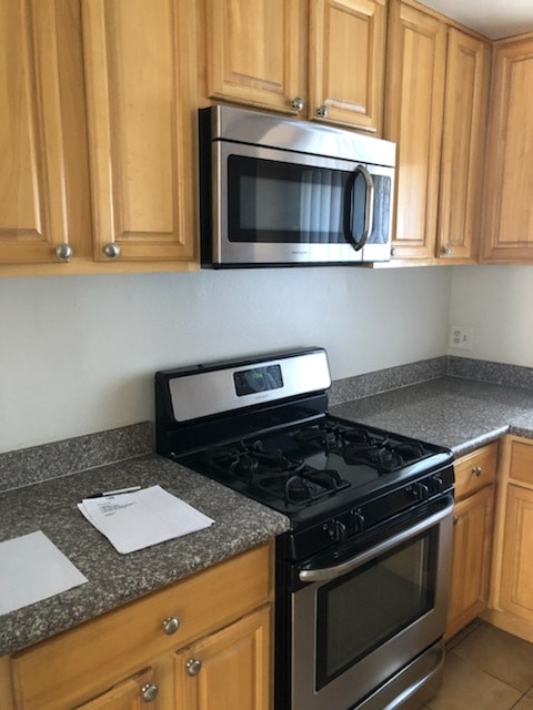 1131 Wilson E Ave, Unit 203 in Glendale, CA - Building Photo - Building Photo