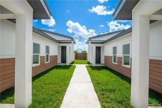 3548 Hidalgo Cir in Brownsville, TX - Foto de edificio - Building Photo