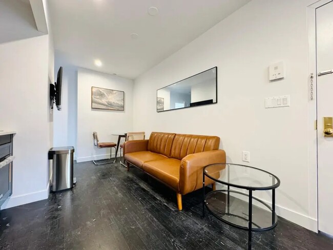 Furnished room/NOT APARTMENT