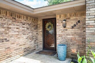 2016 Pembrooke Pl in Denton, TX - Building Photo - Building Photo