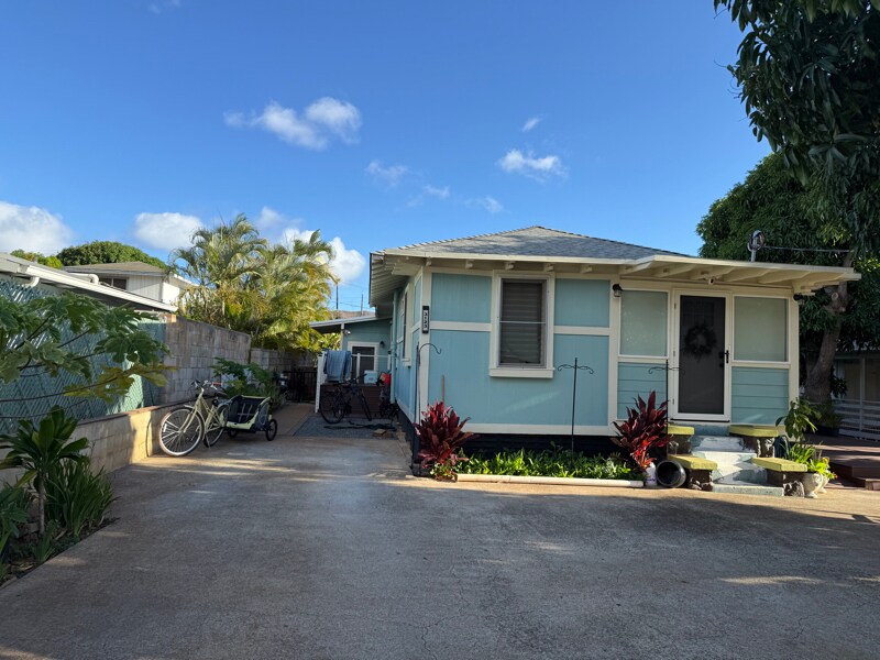3123 Hunter St in Honolulu, HI - Building Photo