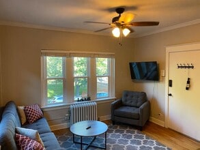 1351 N Washington St, Unit 18 in Denver, CO - Building Photo - Building Photo