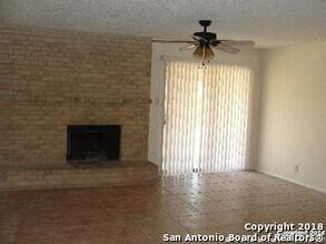 4710 Oakfield Way in San Antonio, TX - Building Photo - Building Photo