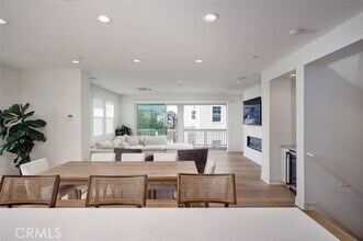 2100 Cresta Dr in Newport Beach, CA - Building Photo - Building Photo